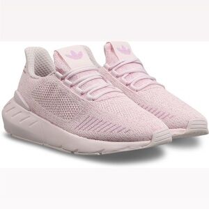 NEW Adidas Originals Swift Run 22 size 7.5